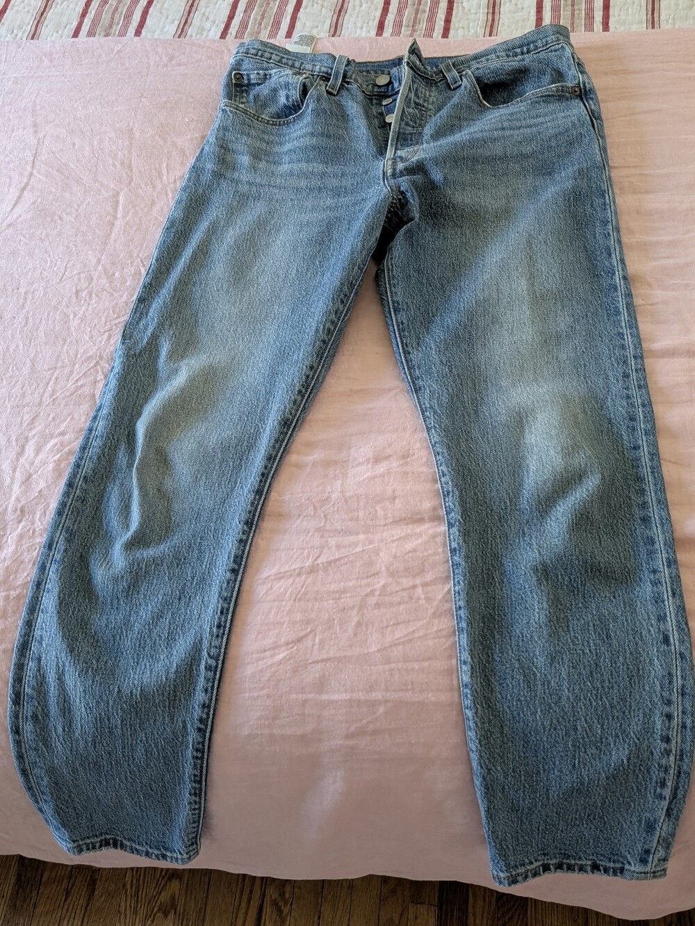 Levi's Women's Skinny Jeans in Faded Blue Sz 30